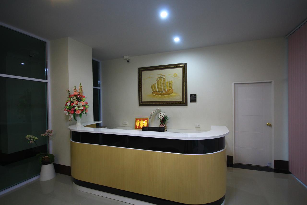 Orapan Place Lampang Exteriör bild
