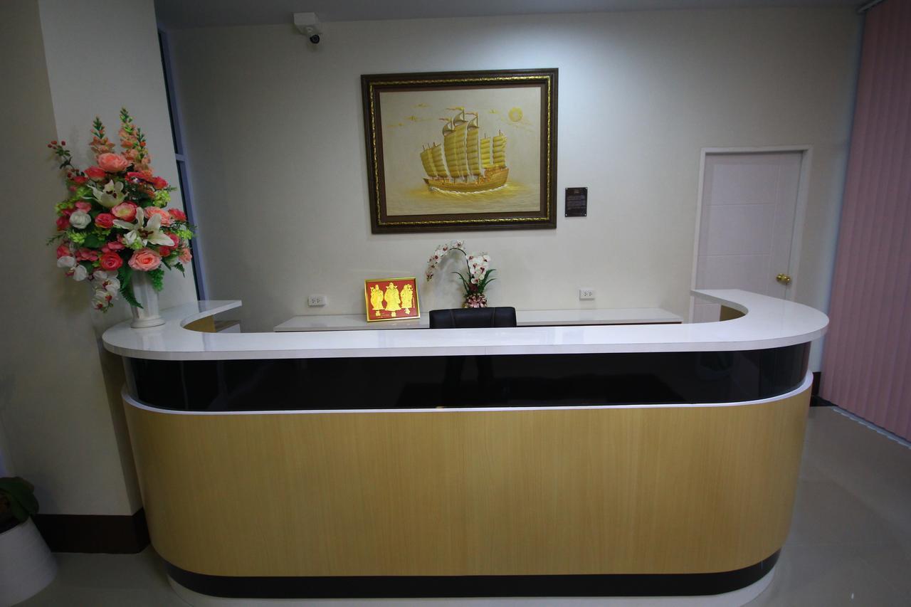 Orapan Place Lampang Exteriör bild