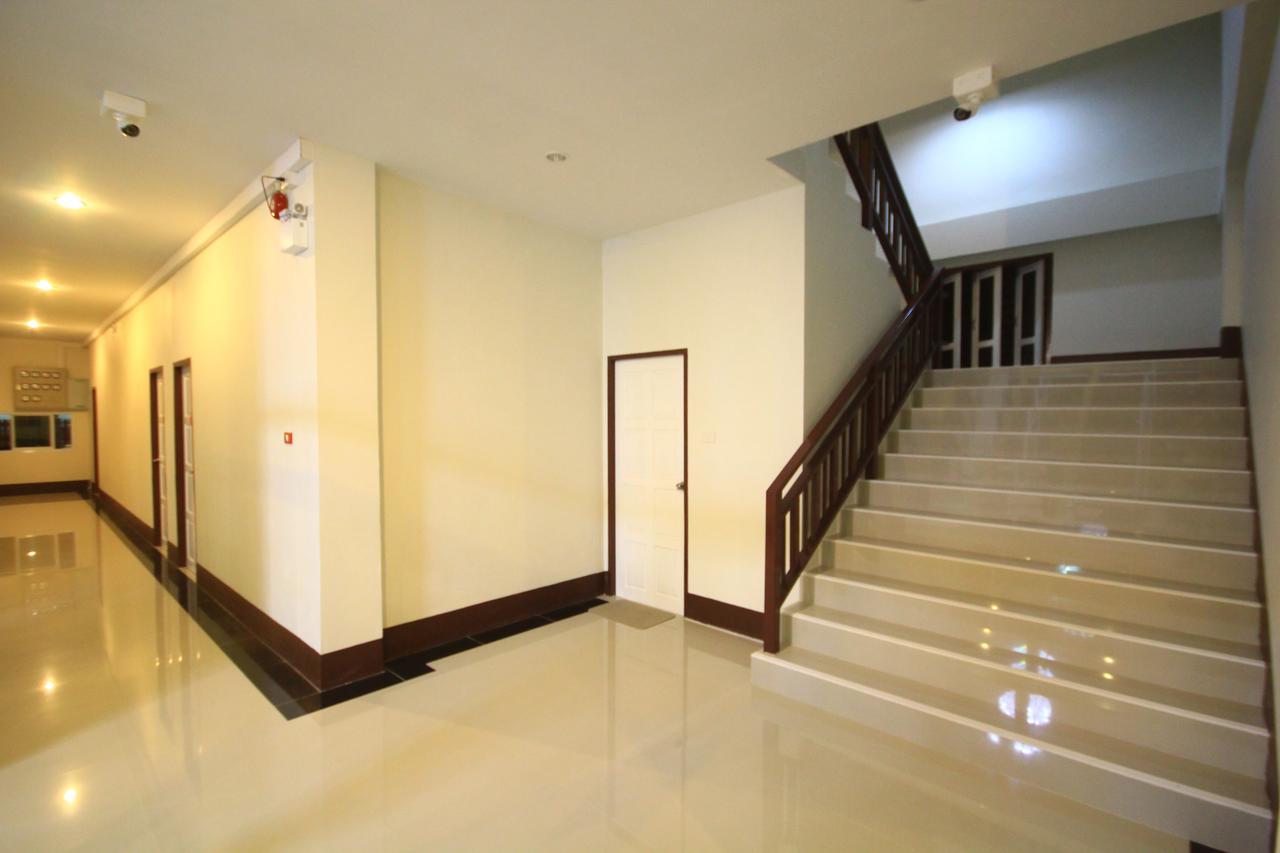 Orapan Place Lampang Exteriör bild