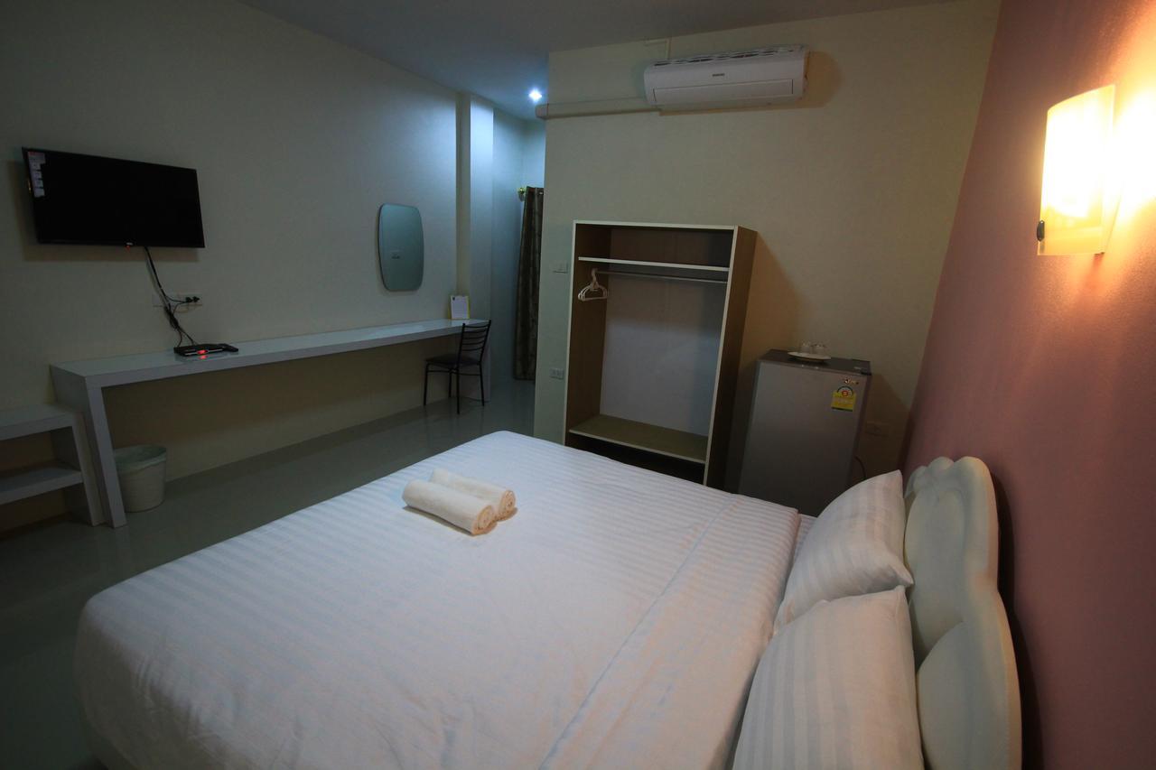 Orapan Place Lampang Exteriör bild